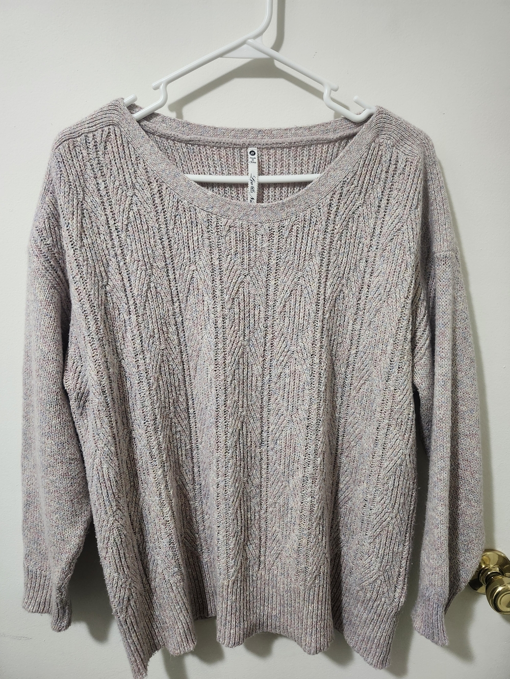 Leo & Nicole Dusty Rose Cable Crewneck Sweater